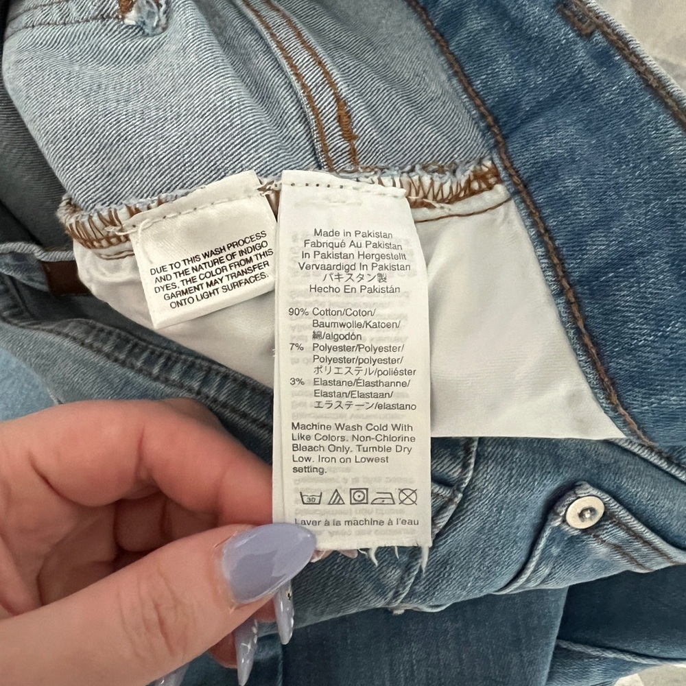 Madewell Cali-Demi Boot Jeans.  Size 32. EUC.  Light wash with stretch! - Picture 7 of 10
